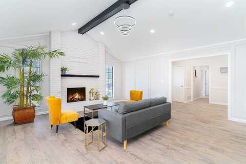 Riverway Bend, DALLAS, TX 75217