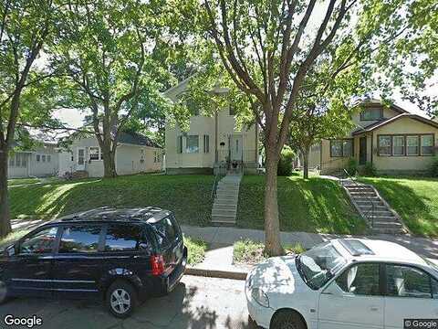 Russell, MINNEAPOLIS, MN 55411