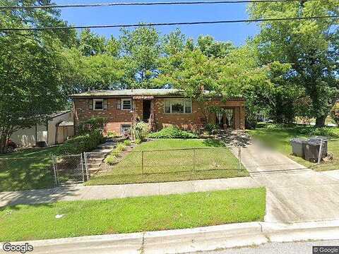 Kingsway, FORT WASHINGTON, MD 20744