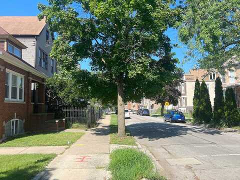 80Th, CHICAGO, IL 60617