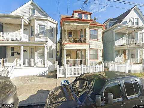 18Th, PATERSON, NJ 07524