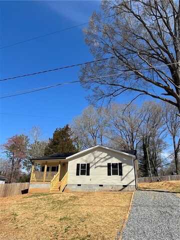 1005 Willow Street, Eden, NC 27288