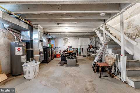 2660 S SHIELDS STREET, PHILADELPHIA, PA 19142