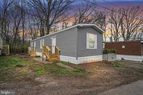 12 MOBILE DRIVE, THOMASVILLE, PA 17364