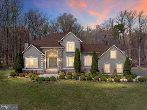 460 SOLITUDE LANE, BOYCE, VA 22620