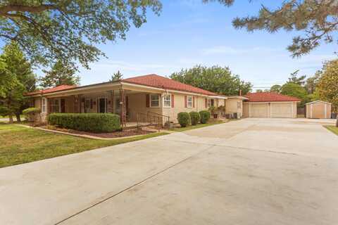 1801 N Russell Street, Pampa, TX 79065