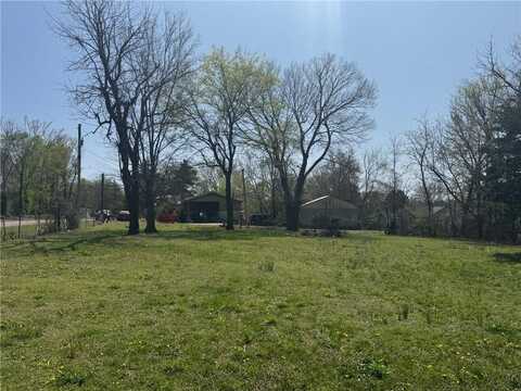 216 E Elm ST, Stilwell, OK 74960