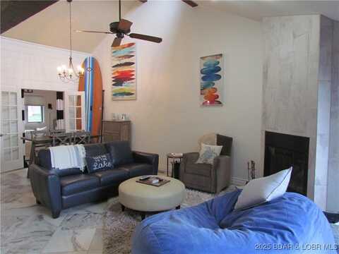 5940 Baydy Peak Road unit: 634, Osage Beach, MO 65065