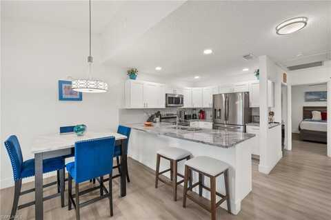 6326 Royal Woods, FORT MYERS, FL 33908