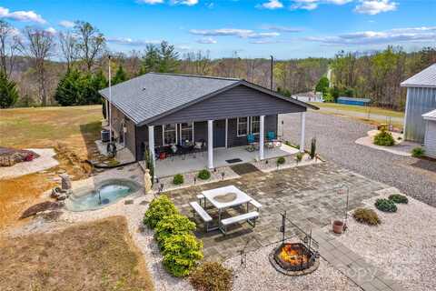 1595 Cheatham Ford Road, Hiddenite, NC 28636