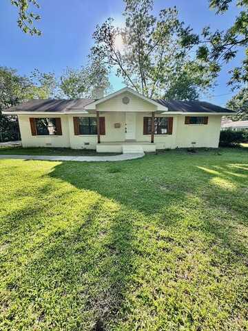 144 Forrest Avenue, Slocomb, AL 36375