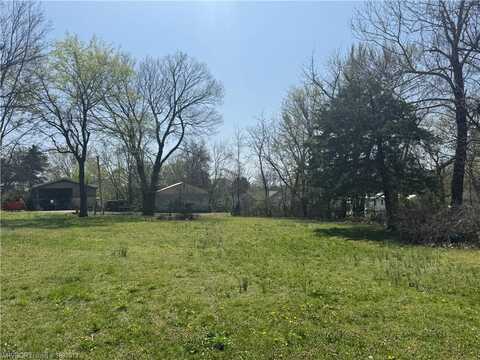 218 E Elm ST, Stilwell, OK 74960