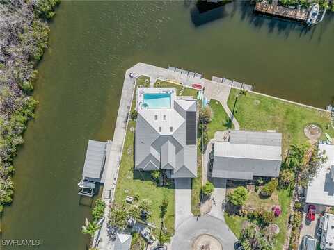 2810 Teal Court, Saint James City, FL 33956