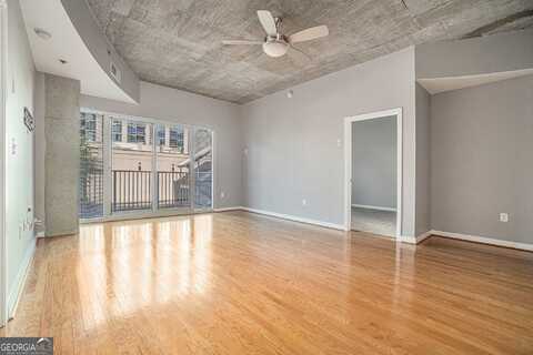 250 Pharr, Atlanta, GA 30305