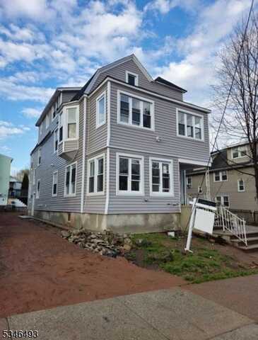264 Greylock Pkwy, Belleville, NJ 07109