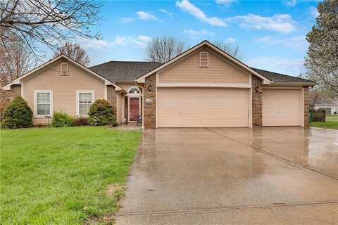 1608 SE Hocker Street, Lees Summit, MO 64081