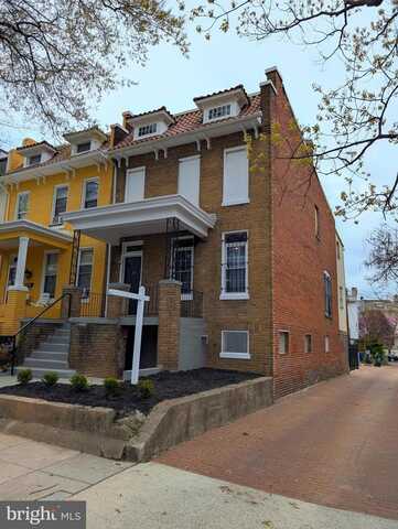709 PRINCETON PL NW, WASHINGTON, DC 20010