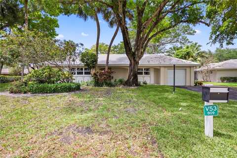 809 Cypress Blvd, Pompano Beach, FL 33069
