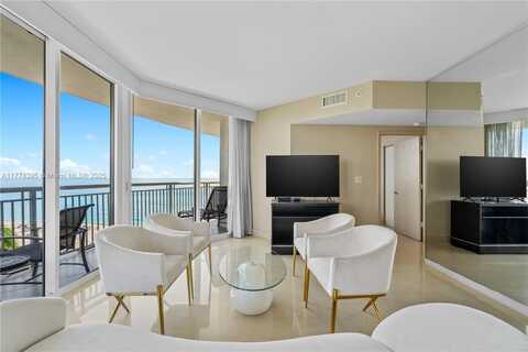 17375 Collins Ave, Sunny Isles Beach, FL 33160