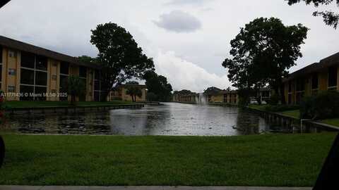 1810 SW 81 Ave, North Lauderdale, FL 33068