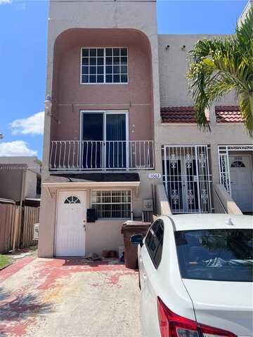 1062 W 42nd Pl, Hialeah, FL 33012