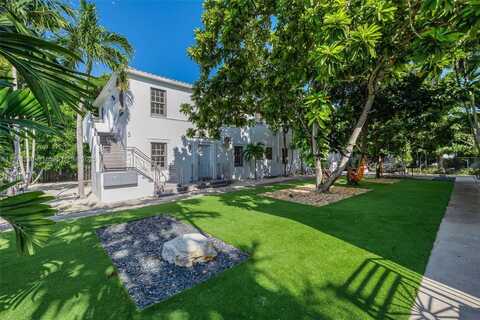 415 75th St, Miami Beach, FL 33141