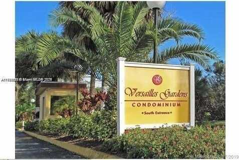 7831 Colony Cir, Tamarac, FL 33321