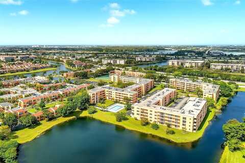 8897 Fontainebleau Blvd, Miami, FL 33172