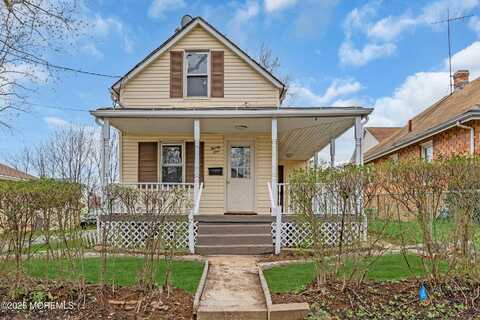 21 3rd Street, Freehold, NJ 07728