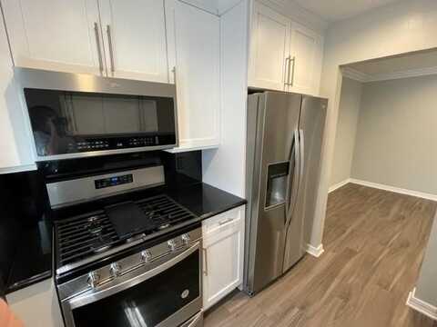 91 South Clinton Avenue, Bay Shore, NY 11706