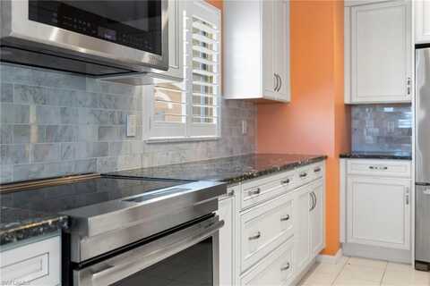 24736 Lakemont Cove, BONITA SPRINGS, FL 34134