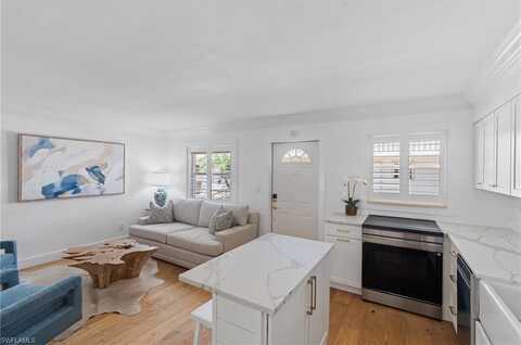 980 7th, NAPLES, FL 34102