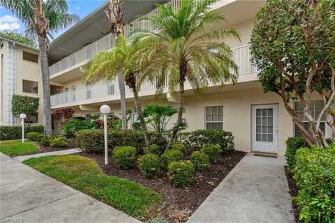 3245 Cypress Glen, NAPLES, FL 34109