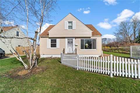 4767 Southwood Drive, Brooklyn, OH 44144