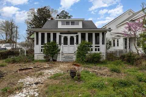 737 Irving Avenue, Colonial Beach, VA 22443