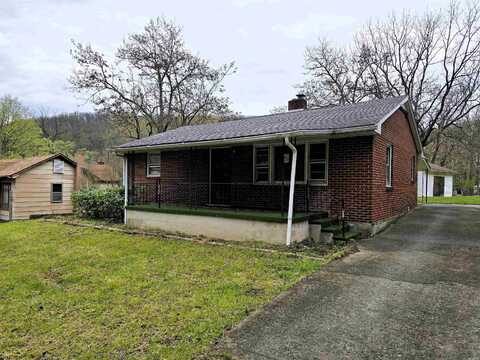 573 POPLAR Street, Narrows, VA 24124