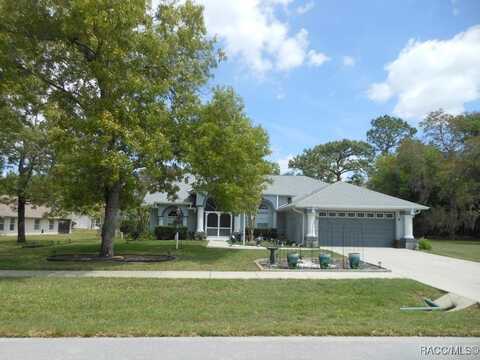141 W Forest Oak Place, Beverly Hills, FL 34465