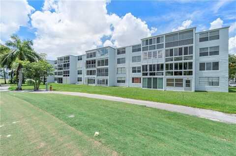 7684 NW 18th St, Margate, FL 33063