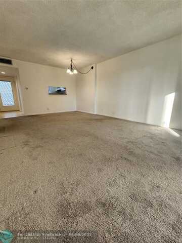 3341 NW 47th Ter, Lauderdale Lakes, FL 33319