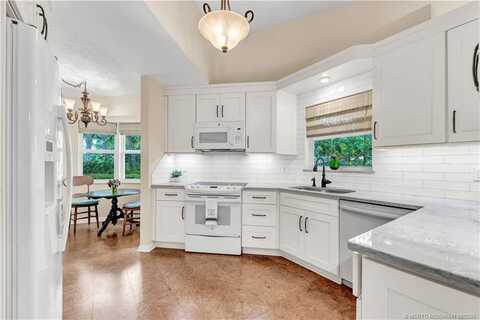 2437 SW Foxpoint Trail, Palm City, FL 34990