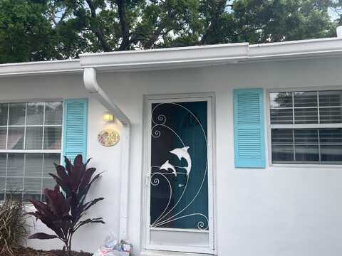 514 NW Stuart Avenue, Stuart, FL 34994