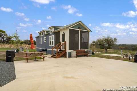 5386 Ranch Road 1376 #4, Fredericksburg, TX 78624