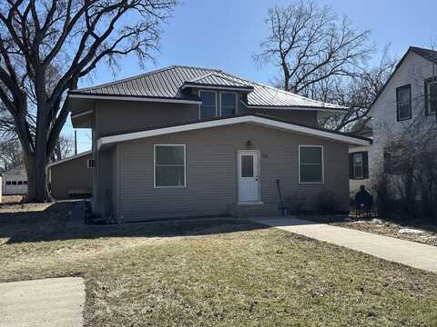 715 S Kline Street, Aberdeen, SD 57401