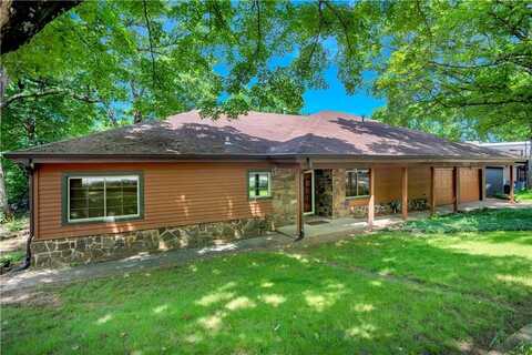 203 N Oklahoma WY, Fayetteville, AR 72701