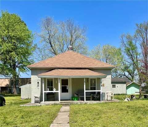 406 W Thurman ST, Prairie Grove, AR 72753