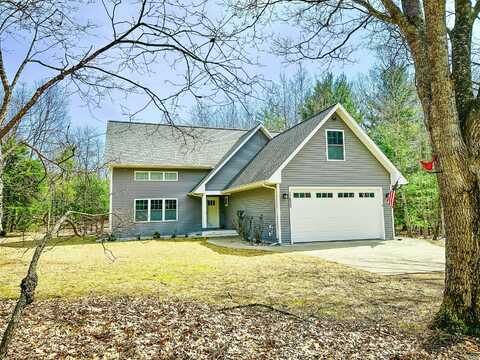 11955 Majestic Hills Court, Roscommon, MI 48653