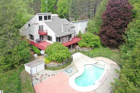 2864 Peach Lake Road, West Branch, MI 48661