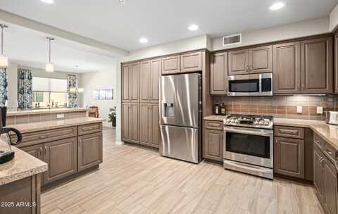 17850 N 68TH Street, Phoenix, AZ 85054