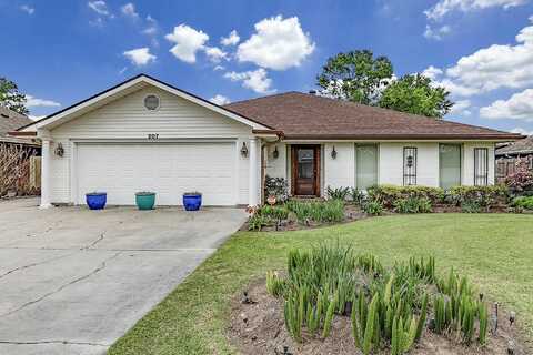 207 Tiger Tail Rd, Houma, LA 70360