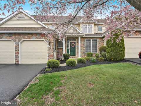 111 N FOUNTAIN DRIVE, YORK, PA 17402